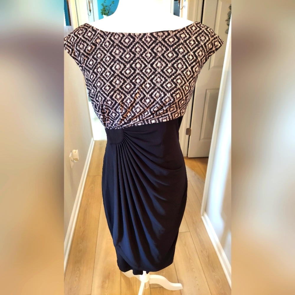 Sz 10 Connected Apparel dress
